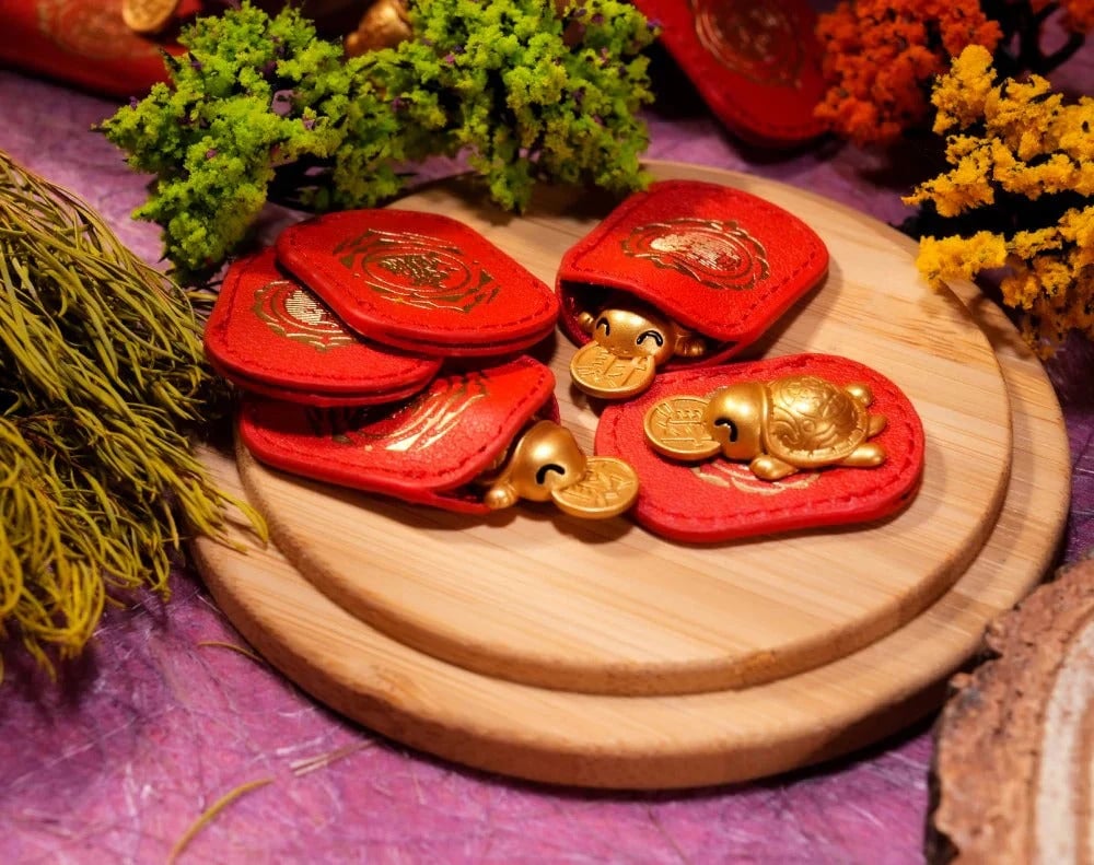 🐢💰2026 Golden Turtle Charm – Bites onto Luck Never Lets Go
