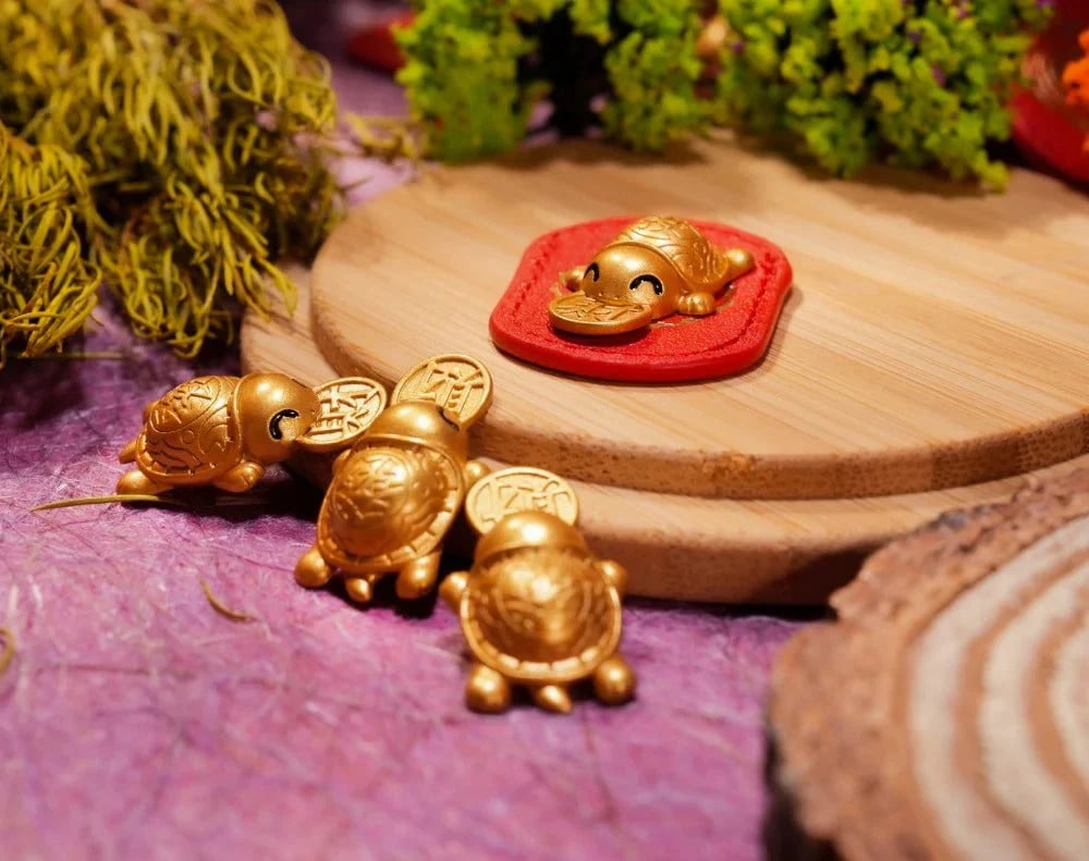 🐢💰2026 Golden Turtle Charm – Bites onto Luck Never Lets Go